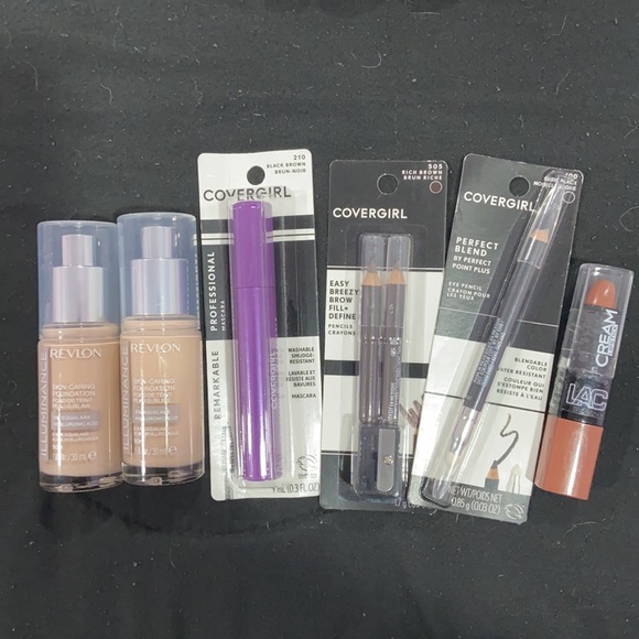 Makeup bundle - Picture 1 of 2